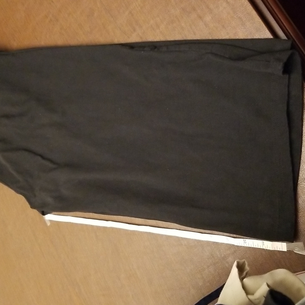 Shorts - Picture 2 of 3